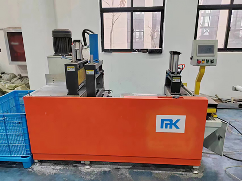 CNC -Schneidemaschine